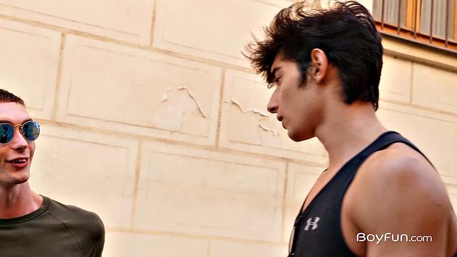 Jared Shaw - Vitali Kutcher - Max London