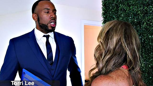 A big, black for Torri's debut