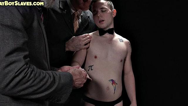 Petite subject rimmed and fucked in 3way by DILFS