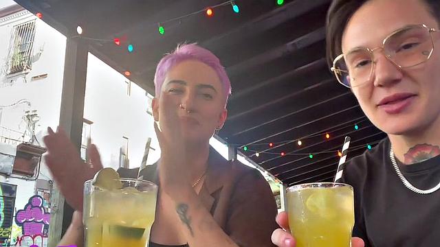 Inked amateur fingers and licks GF in homemade sex