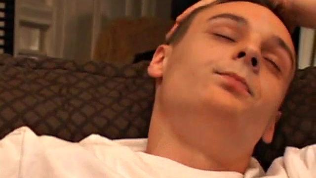 Gunner Raines jerks off