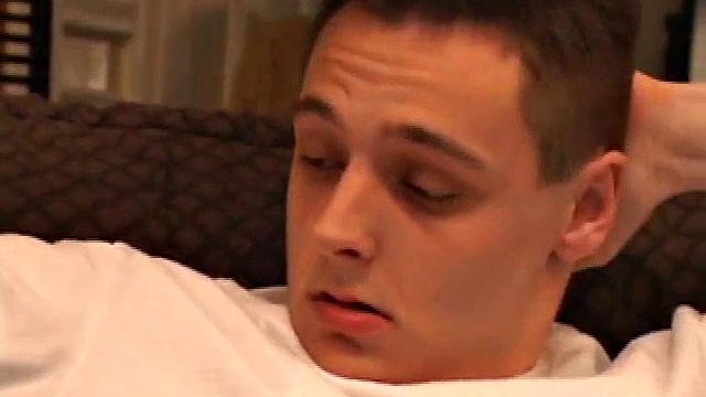 Gunner Raines jerks off