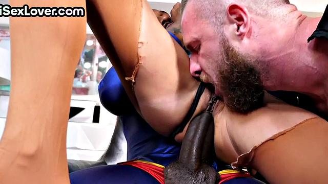 Gonzo bisexual sex with amateur trio