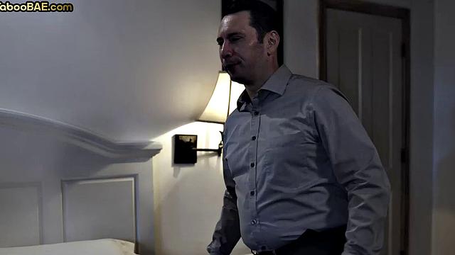 Ebony babe gets pussylicked by therapist