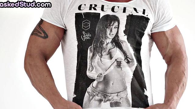 Buff anonymous guy tugging himself