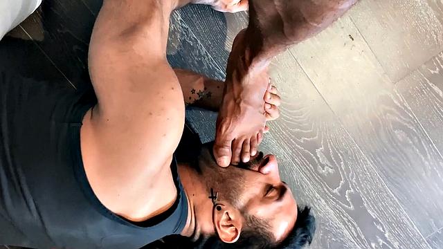 Foot fetish hunk in underwear bareback by muscled BF