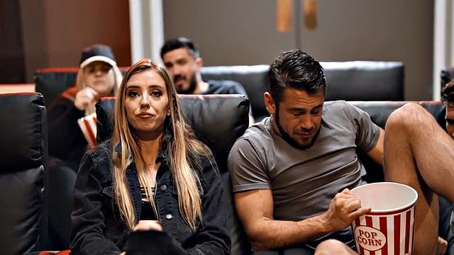 Stunning bisex babe facesitting and pussyrammed in 3way