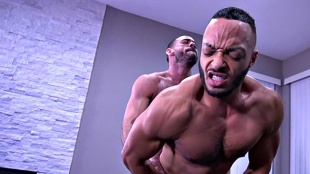 IR hairy muscled hunk smells and barebacks black BF