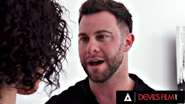 Teen Girl Alexis Tae Gets Her Pretty Ass Pounded By Employee