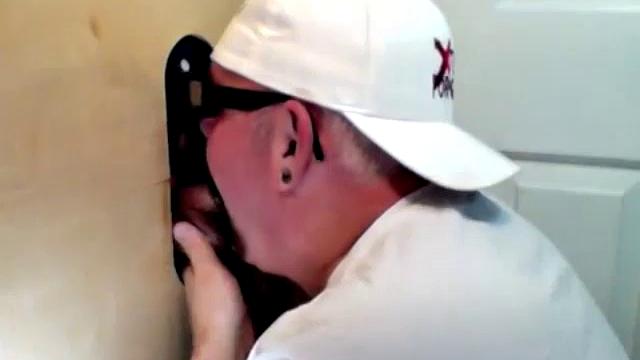 Gloryhole Suck Off With Two Willing Guys