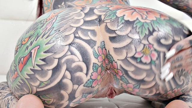 She Has Couple Tattoos