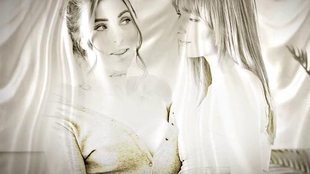 Ginger lesbian pussylicks girlfriend in couple