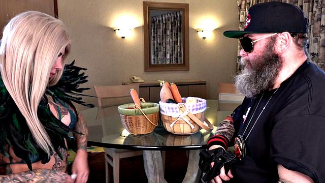 vegan vampire Kennedy Rose gets healed by Ho Hunter Sal Yammy