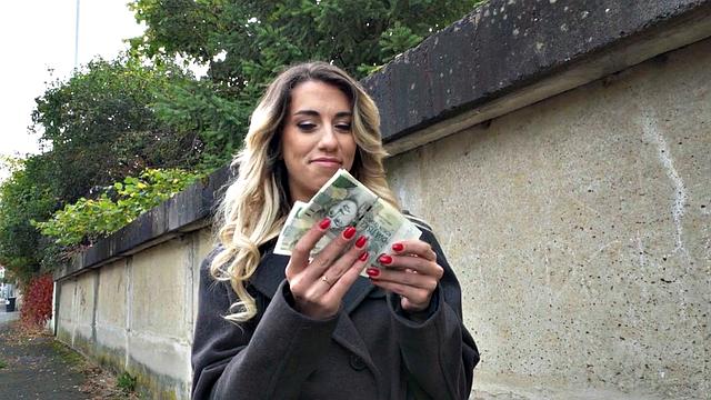 Picked up euro chick in lingerie gets cuntfuck in POV