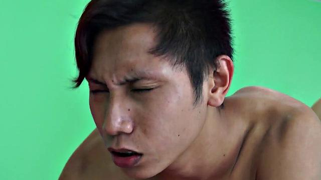 Asian skinny amateur bareback fucks his BF in bed