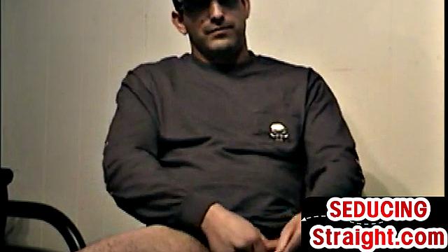 Seduced amateur guy sucked by gaydaddy at home