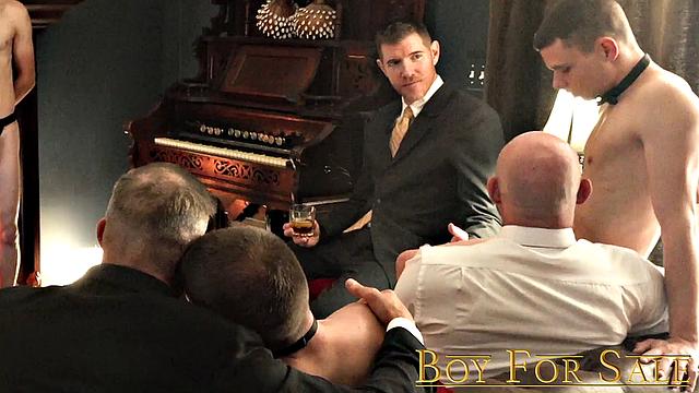 Рыжий жжет на рождественской тусовке - и подарки тут не при чем