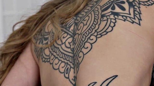 Vanessa Vega gives extra rimjob therapy to her patient's tight ass in high heels