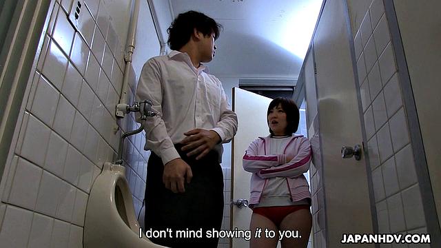 School girl Kaede Oshiro rides guy at the toilet