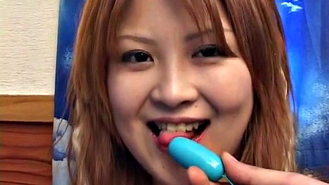 Hot Japanese teen goes solo in POV