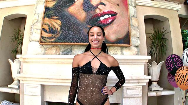 Alexis Puts Her Throat To Test
