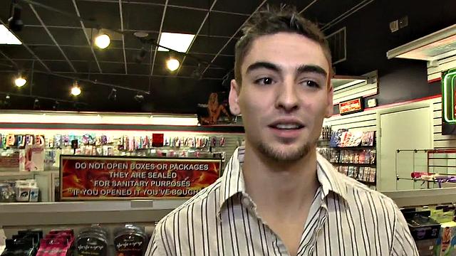 Gloryhole with fooled straight