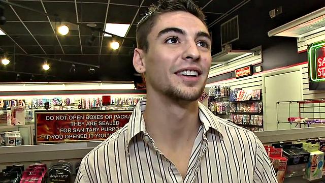 Gloryhole with fooled straight