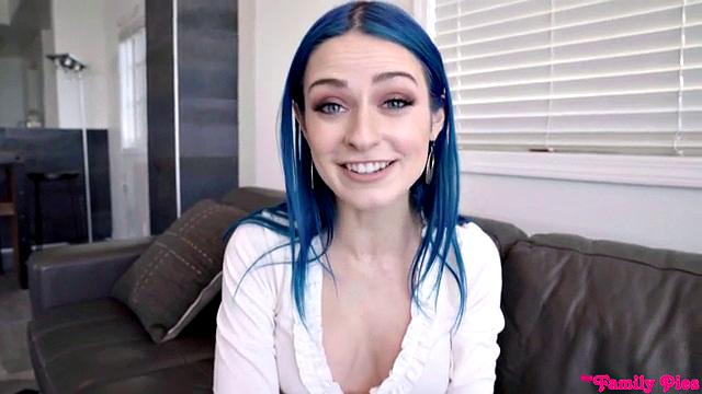 Crushing On My Older Step Sister - S12:E5