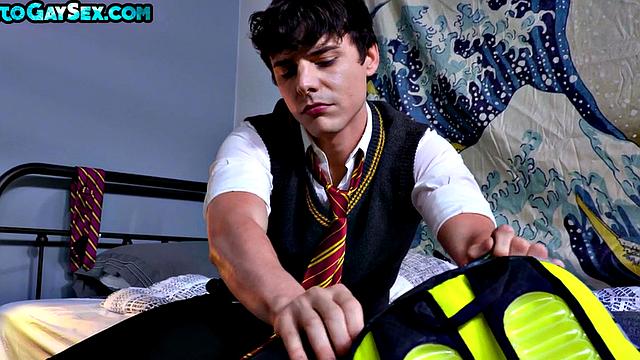 College stud barebacked in dorm by BF till cumshot