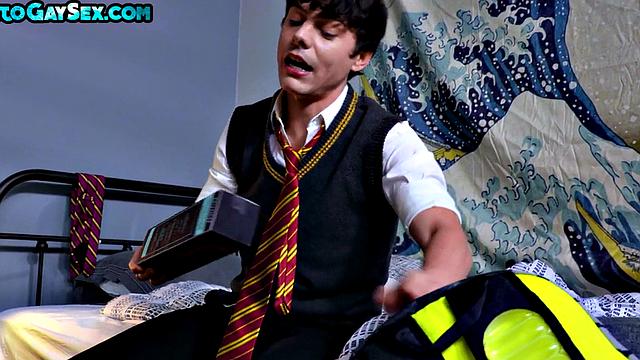 College stud barebacked in dorm by BF till cumshot