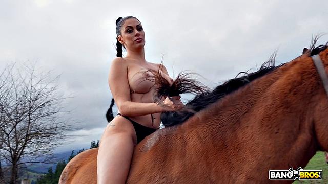 Big Ass Fucked in Countryside