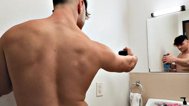 Athletic bottom barebacked by tattooed jock in the office