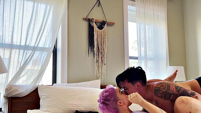 Inked amateur queer fingers and licks pussy at home