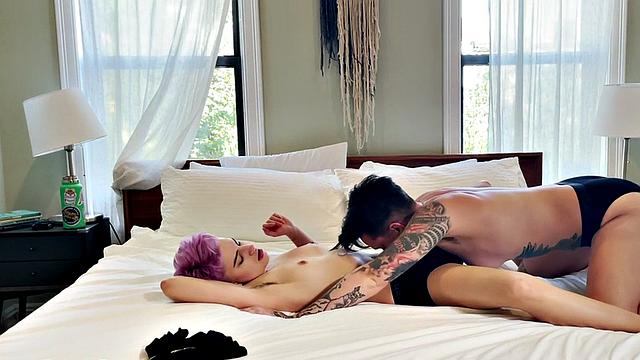 Inked amateur queer fingers and licks pussy at home