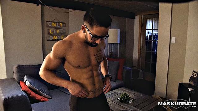 Maskurbate - Naughty Zack Lemec Solo Jerk