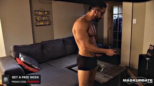 Maskurbate - Naughty Zack Lemec Solo Jerk