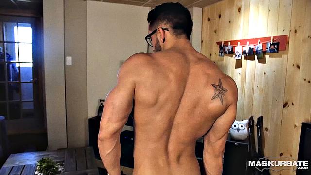 Maskurbate - Naughty Zack Lemec Solo Jerk