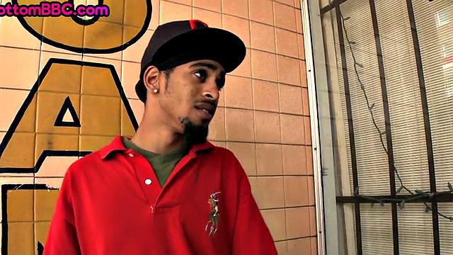 Picked up Ebony gets fucked till cumshot for money