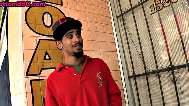 Picked up Ebony gets fucked till cumshot for money