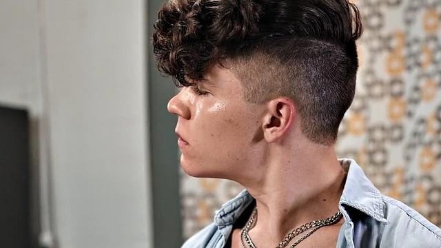 Str8 twink bareback fucks gay skinny while alone