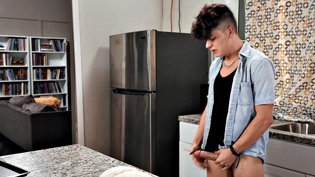 Str8 twink bareback fucks gay skinny while alone