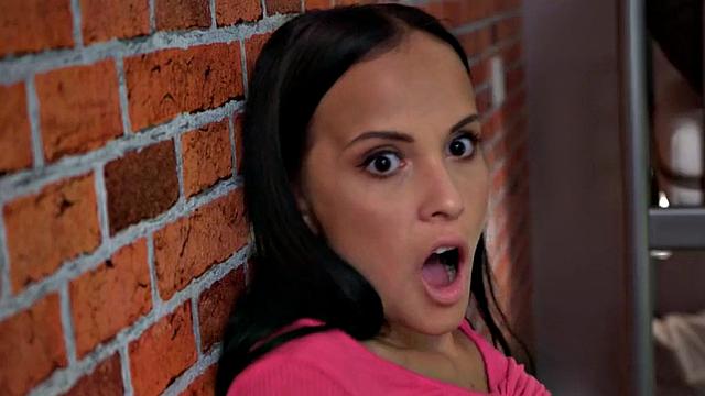 Stunning sluts throating lucky roommate before riding