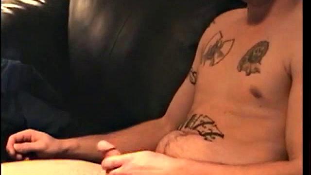 Sucking off Str8 Buzz