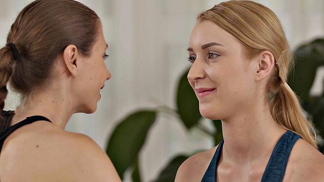 Stefanie Moon - Amaris