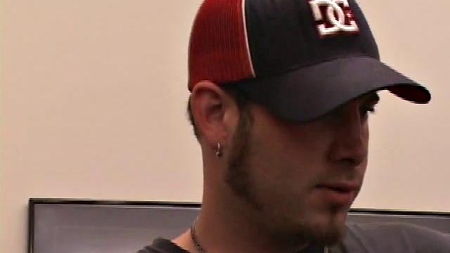 Skater Elijah Beats Off