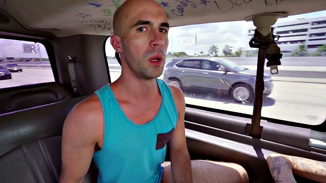 Barebacking str8 passer fucks in public van outdoor