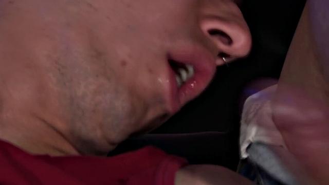 Athletic bottom sucking cock barebacked by DILF