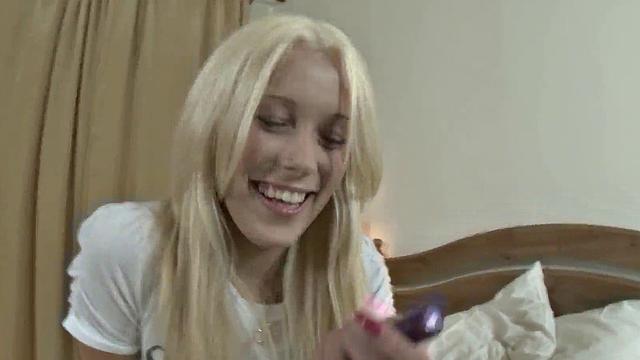 Alia's First Anal Fuck