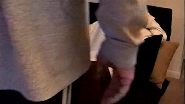 Straight Paulie Strokes Off