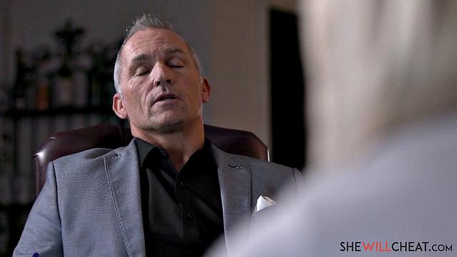 Madison Summers tries an experiment with new therapist to relieve her stress